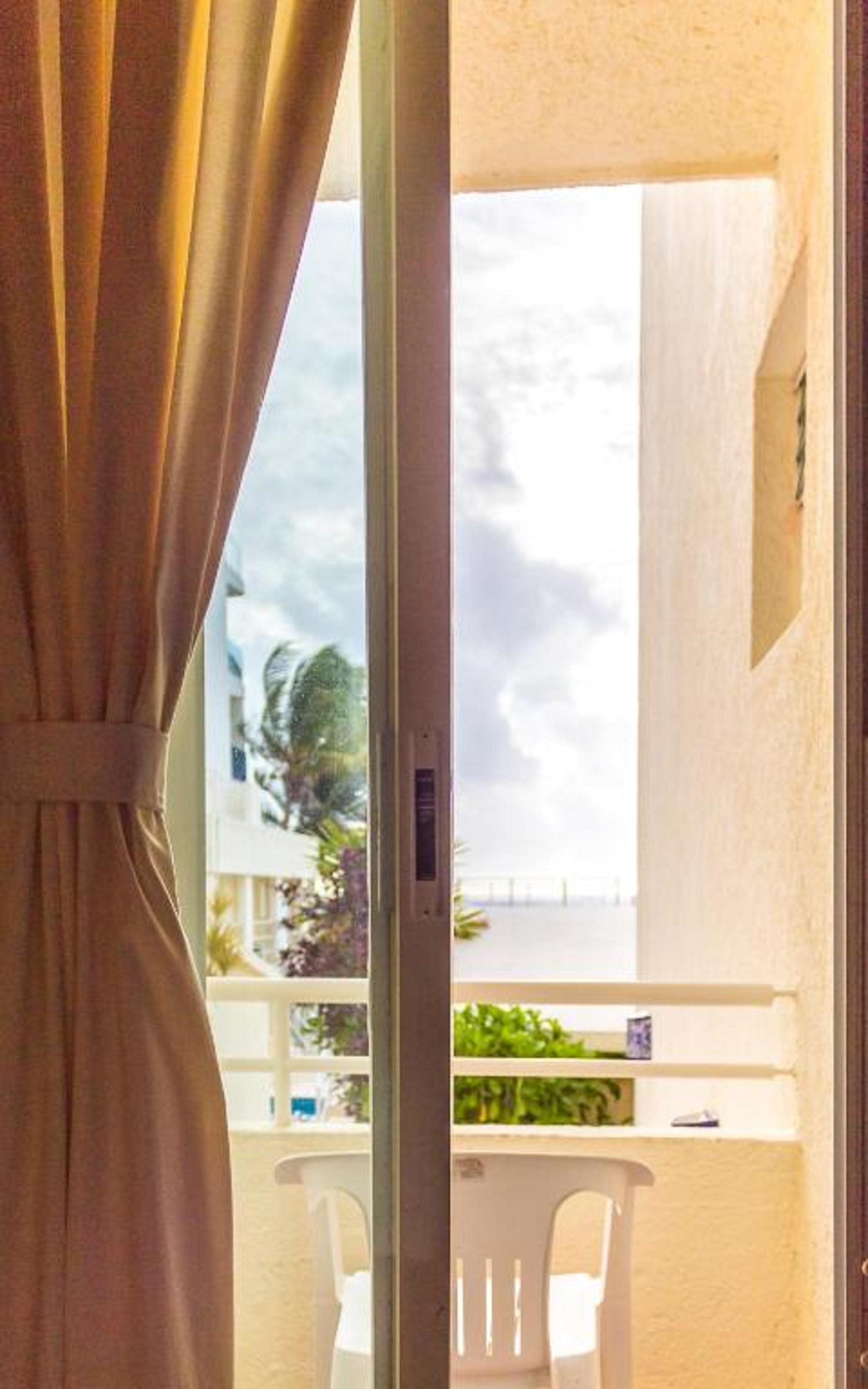 Luciana Hotel & Beach Club プレヤデルカーメン エクステリア 写真