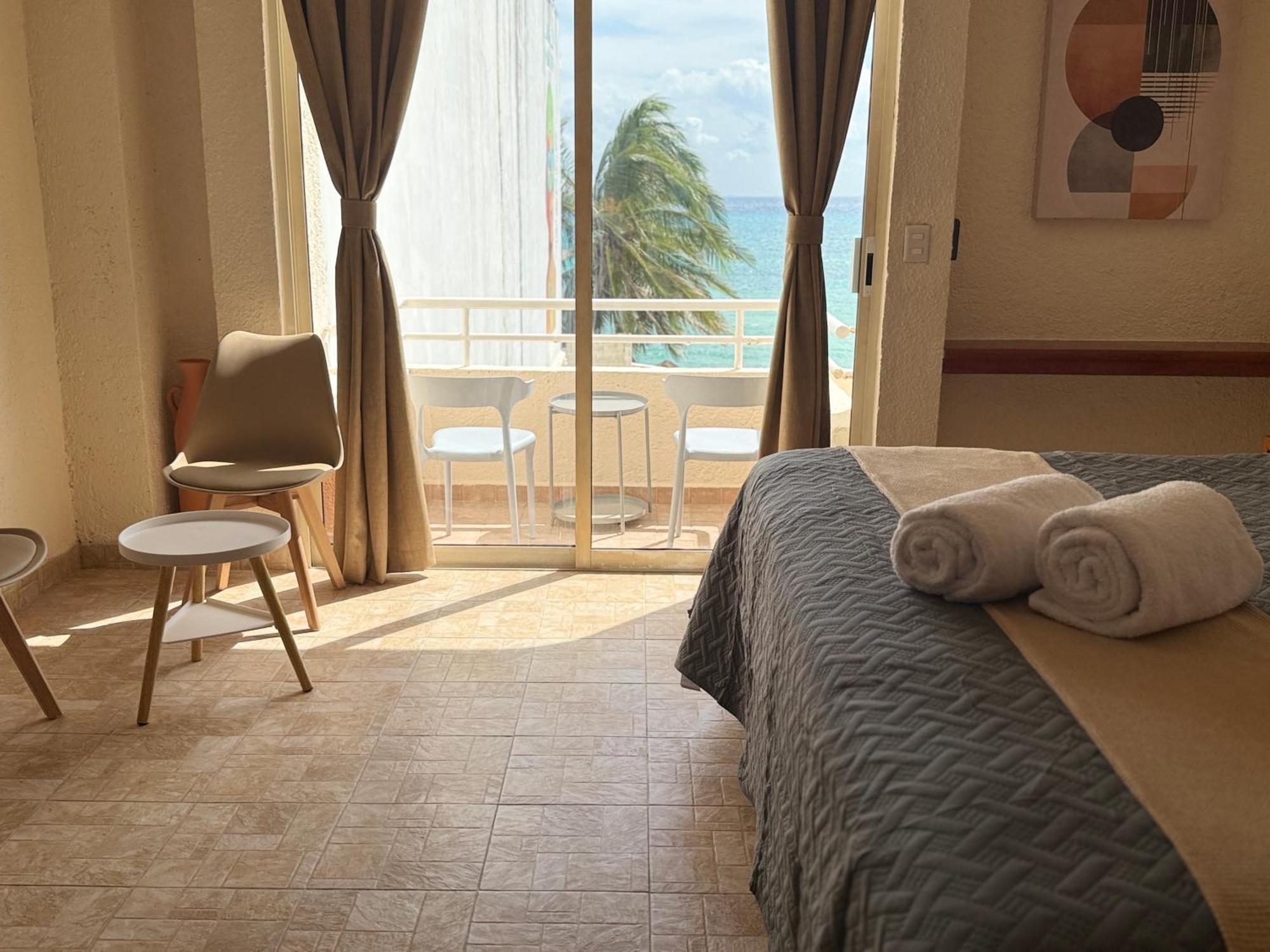 Luciana Hotel & Beach Club プレヤデルカーメン 部屋 写真
